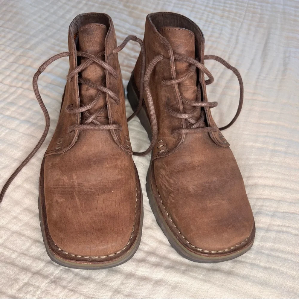 Timberland Chukka Everyday Wear Genuine Leather Laceup Brown Boots Men 8.5